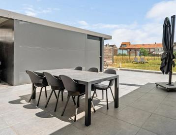 Tuinset met ceramic tafelblad, 6 personen, 2 ligstoelen beschikbaar voor biedingen