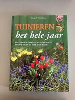 Tuinieren het hele jaar - Klaas T. Noordhuis - hardcover, Ophalen of Verzenden