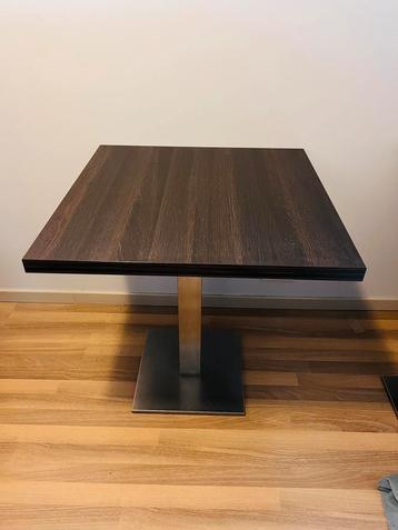 Table bistrot carrée 75cm. 3 pièces disponibles beschikbaar voor biedingen