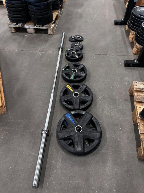 107,5kg Olympische Rubberen Lifemaxx Gewichten + Barbell, Sport en Fitness, Fitnessmaterialen, Gebruikt, Halterschijven, Ophalen