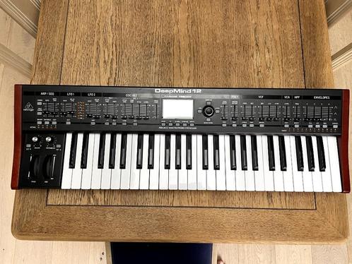 Deepmind 12 + Soft Case, Musique & Instruments, Synthétiseurs, Comme neuf, 49 touches, Autres marques, Avec valise ou flightcase