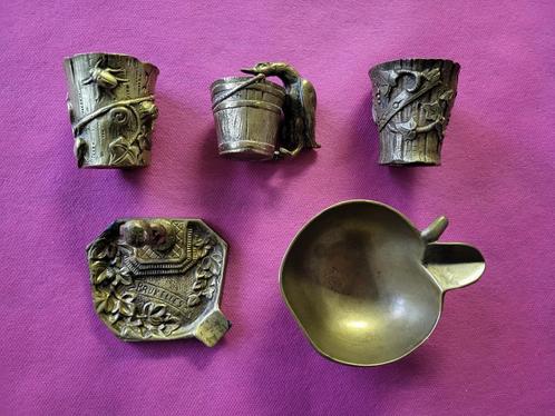 3 bronzen beelden uit de 19e eeuw + 2 koperen asbakken, Antiek en Kunst, Antiek | Brons en Koper, Brons, Ophalen of Verzenden