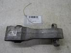 VERSNELLINGSBAKSTEUN BMW X2 (F39) (688578803), Gebruikt, BMW