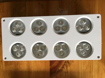 2 Hydra Ai Sol Led lampen met nieuwe adaptors! beschikbaar voor biedingen