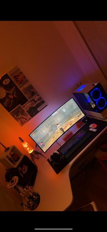 Volledige Gaming setup PC + Monitor + keyboard AND mouse.