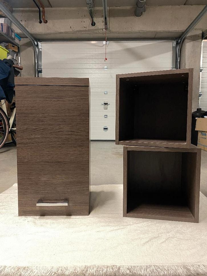 Armoires suspendues modernes, lot de 3 (aspect bois foncé), Maison & Meubles, Armoires | Armoires murales, Comme neuf, Enlèvement