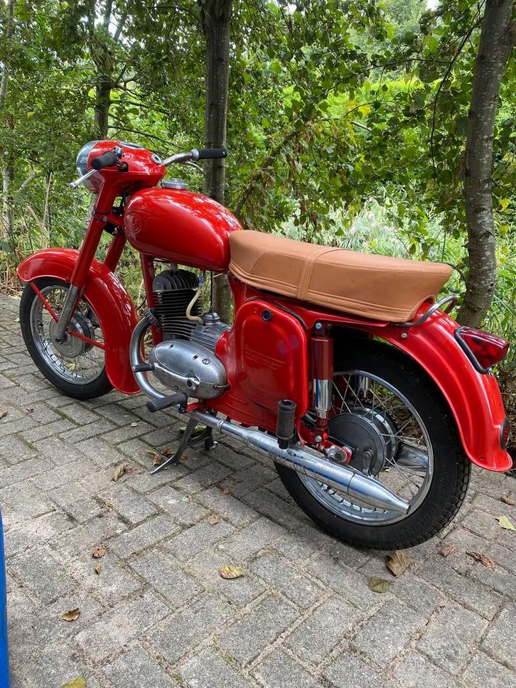 Jawa/CZ 175, Motoren, Motoren | Oldtimers, Toermotor, 11 kW of minder, 1 cilinder, Minimaal motorrijbewijs A1, Ophalen