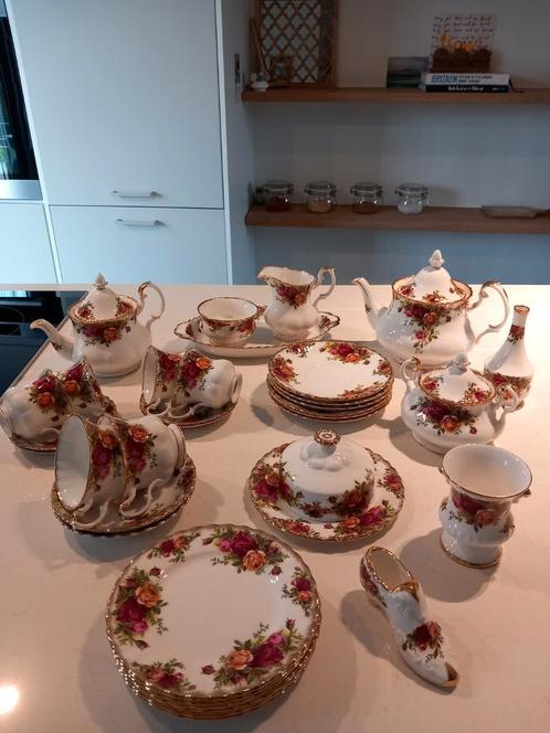 Royal albert, old country roses, Antiek en Kunst, Antiek | Servies compleet, Ophalen of Verzenden