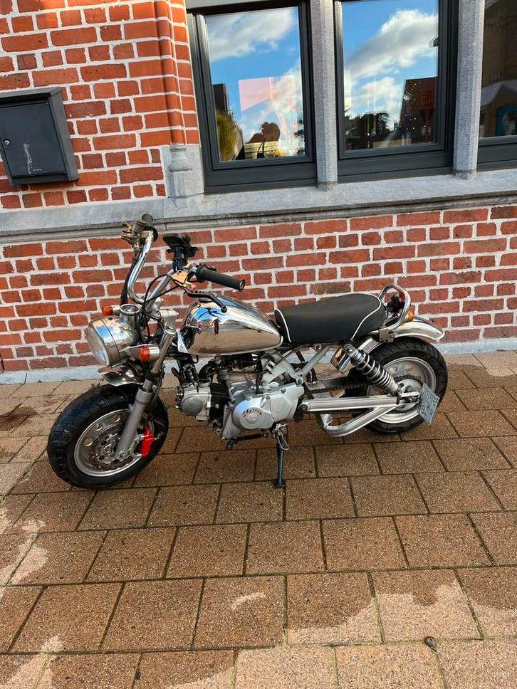 Monkey Skyteam Te koop 1250€, Fietsen en Brommers, Minibikes, Midibikes en Pitbikes, Gebruikt, Overige typen, Ophalen