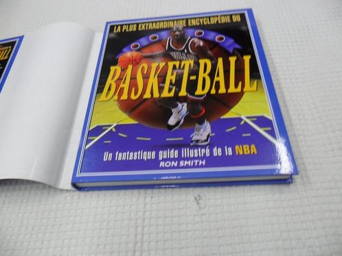La plus extraordinaire encyclopédie du Basket - Ball NBA, Livres, Livres de sport, Comme neuf, Sport de ballon, Enlèvement ou Envoi