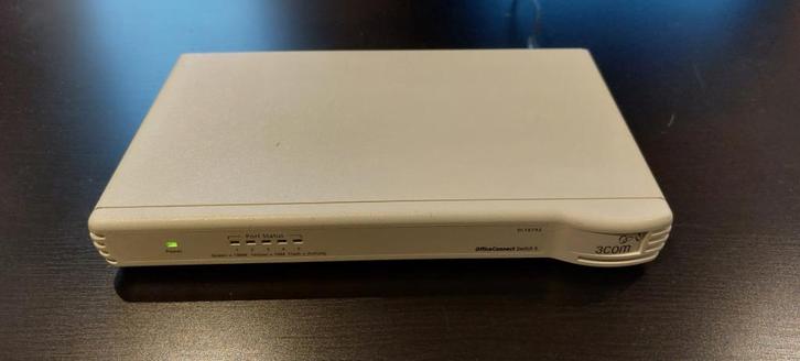 3Com 3C16793 OfficeConnect Switch 5 (5x100Mbps, RJ-45), Informatique & Logiciels, Routeurs & Modems, Comme neuf, Enlèvement