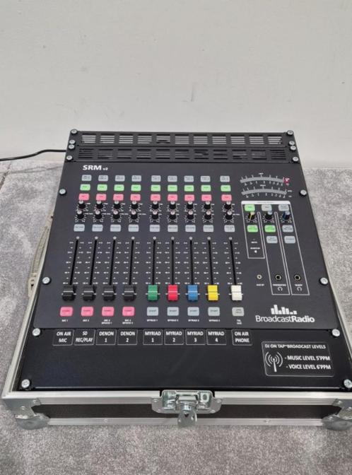 Broadcast Radio SRMv2 - Broadcast Radio Mengpaneel met fligh, Muziek en Instrumenten, Mengpanelen, Zo goed als nieuw, Ophalen of Verzenden