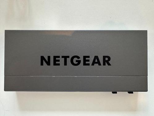 Netgear GS110TP - 8 Poort Managed PoE+ Gigabit Switch, Computers en Software, Netwerk switches, Zo goed als nieuw, Ophalen