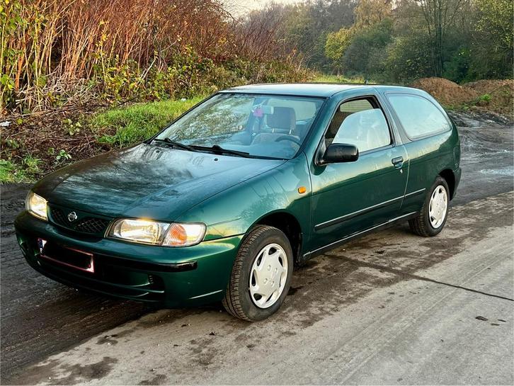 Nissan Almera 1.4i Youngtimer uit 1998, Auto's, Nissan, Particulier, Almera, Benzine, Stadsauto, 3 deurs, Handgeschakeld, Groen