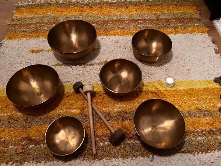 klankschalen- therapie klankschalen- Peter Hess, Musique & Instruments, Instruments | Accessoires, Comme neuf, Autres instruments