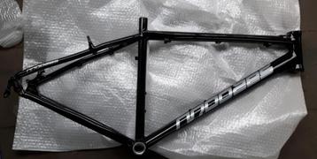 Cadre vélo Alu Neuf beschikbaar voor biedingen