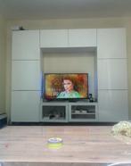 Prachtige Witte Hoogglans Wandkast / TV-kast – IKEA!, Huis en Inrichting, Ophalen, Zo goed als nieuw
