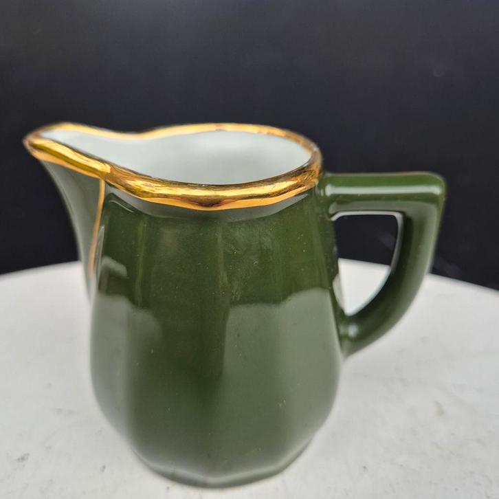 Apilco Green & Gold Flora. Melkkannetje, Yves Deshoulières, Antiek en Kunst, Antiek | Servies los, Ophalen of Verzenden