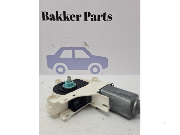 Moteur de vitre portière d'un Porsche Cayenne, Autos : Pièces & Accessoires, Carrosserie & Tôlerie, Porsche, Utilisé, 3 mois de garantie