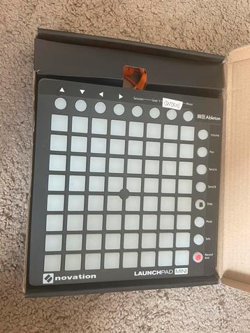 Launchpad mini mk2 novation, Ophalen, Zo goed als nieuw