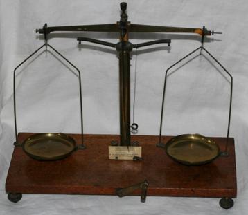ANTIEK Apothekers weegschaal "H.L. Becker Fils & Co, Ophalen of Verzenden