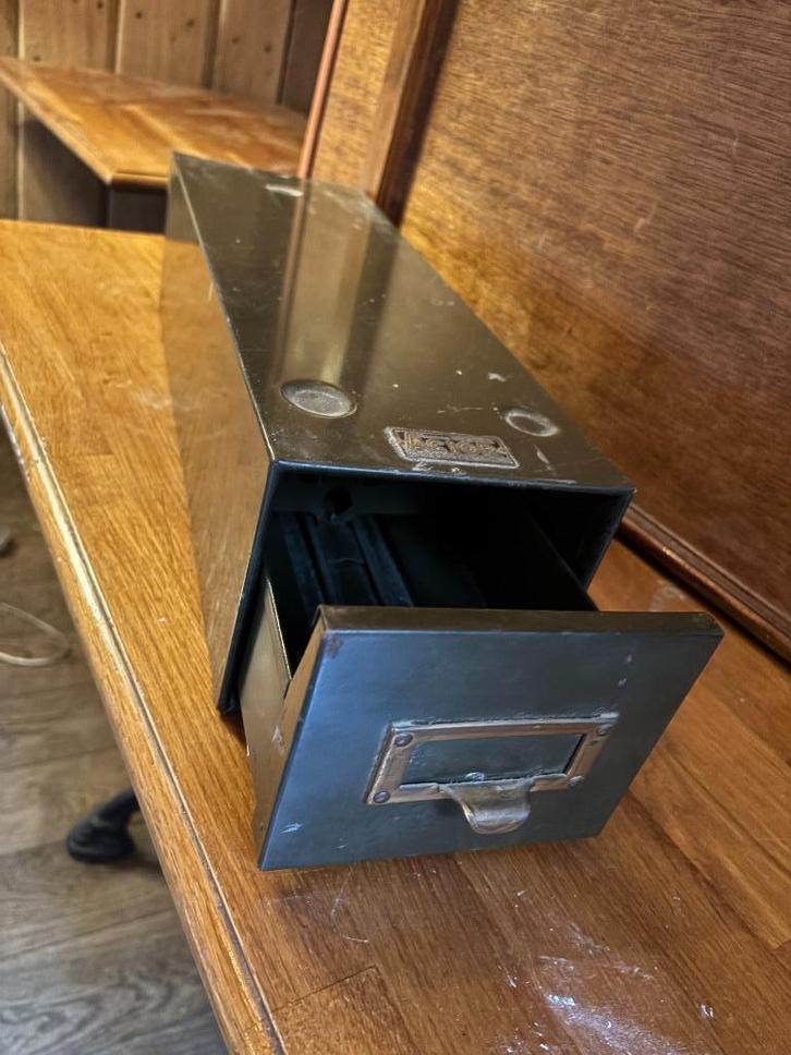 Vintage fichebak Acior, Antiek en Kunst, Curiosa en Brocante, Ophalen