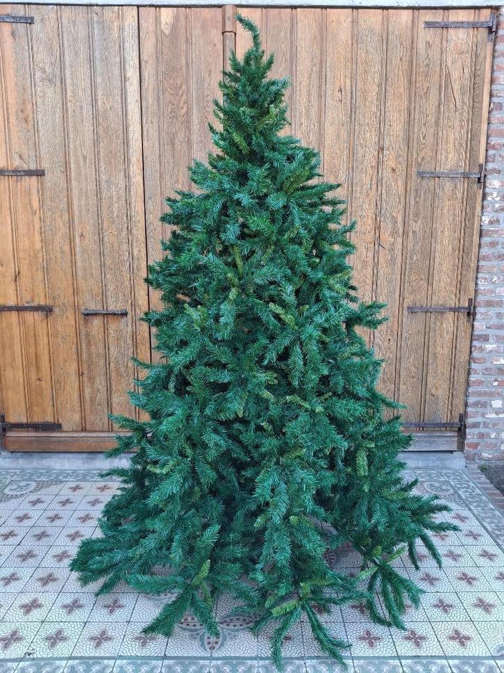 Grote kunststof kerstboom 2.25m, Diversen, Kerst, Zo goed als nieuw, Ophalen