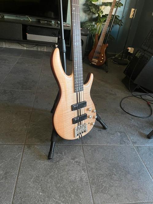 Cort A4 plus open pore & neckthrough, Muziek en Instrumenten, Snaarinstrumenten | Gitaren | Bas, Zo goed als nieuw, Ophalen of Verzenden