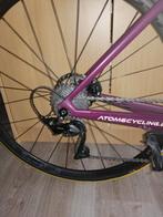 atom 6 venga, Fietsen en Brommers, Fietsen | Racefietsen, 28 inch, Gebruikt, Carbon, Meer dan 20 versnellingen