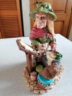 Mooie heks  28 H en 20 br in polystone, Ophalen