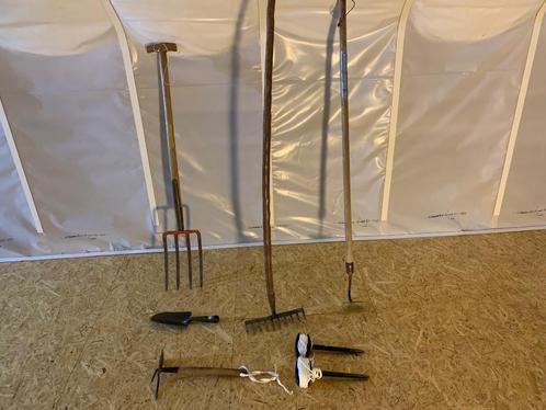 Vintage kwalitatief tuingerief, grote  riek, kleine hark, sc, Tuin en Terras, Hand-tuingereedschap, Gebruikt, Overige soorten