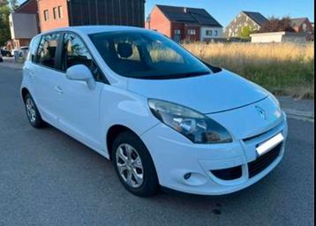 Renault 2010 disponible aux enchères