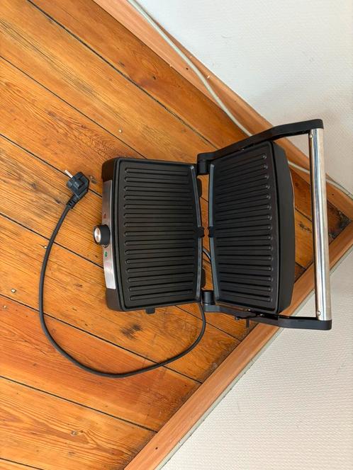 Grill a panini TRISTAR - BON ÉTAT, Elektronische apparatuur, Contactgrills, Zo goed als nieuw, Ophalen