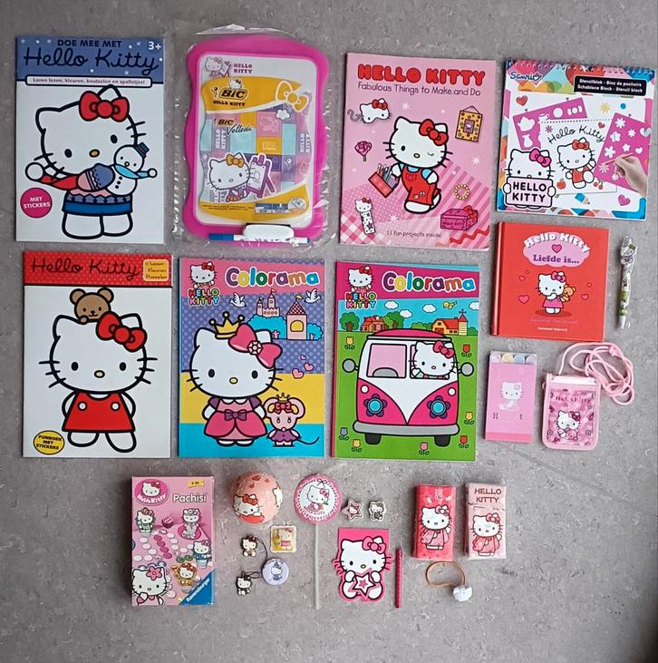 Pack de livres de coloriage Hello Kitty, Enfants & Bébés, Jouets | Autre, Comme neuf, Enlèvement ou Envoi