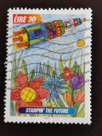 Ierland 2000 - kindertekening ruimtevaart en  bloemen, Ierland, Ophalen of Verzenden, Gestempeld
