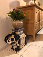 1 vintage plantenstaander, olifant *keramiek* *retro*, Antiek en Kunst, Antiek | Keramiek en Aardewerk, Ophalen of Verzenden