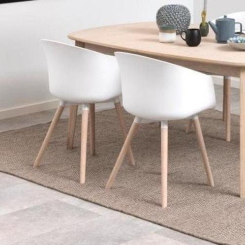 Scandinavische Eetkamerstoel Anouck - wit / Eikenpoten, Huis en Inrichting, Stoelen, Zo goed als nieuw, Twee, Kunststof, Wit, Ophalen