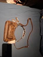 Desingual tas nieuw met kaartje, Enlèvement