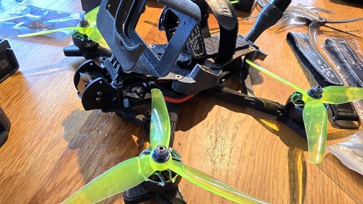 FPV-drone AOS 5 GOPRO 8 & 11 RADIOMASTER ELRS..., Audio, Tv en Foto, Drones, Zo goed als nieuw, Drone met camera, Ophalen of Verzenden