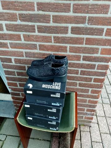 Dames schoenen Moschino Mt35, Mt36, Mt40