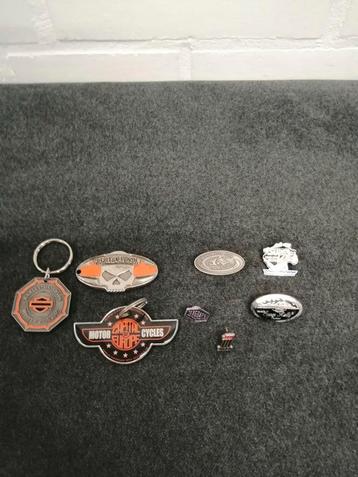 Harley Davidson pins en sleutelhangers 