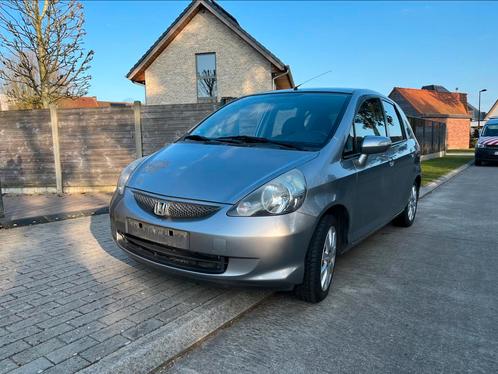 Honda Jazz in perfecte staat, Auto's, Honda, Particulier, Jazz, ABS, Achteruitrijcamera, Airbags, Airconditioning, Boordcomputer