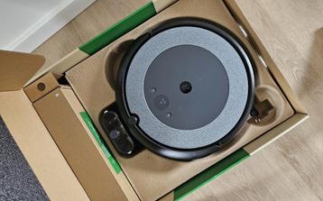 Roomba I5 ouvert mais inutilisé, Enlèvement, Comme neuf, Aspirateur