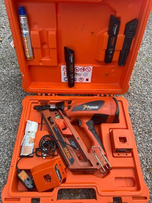 Paslode IM90i nagelpistool, Zakelijke goederen, Machines en Bouw | Houtbewerking, Ophalen
