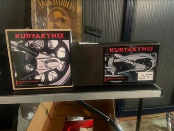Kuryakyn covers softail, Enlèvement