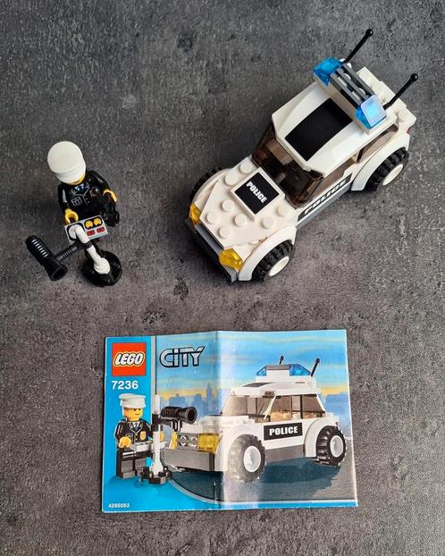 LEGO City 7236: La voiture de police, le radar, le policier, Enfants & Bébés, Jouets | Duplo & Lego, Comme neuf, Lego, Ensemble complet