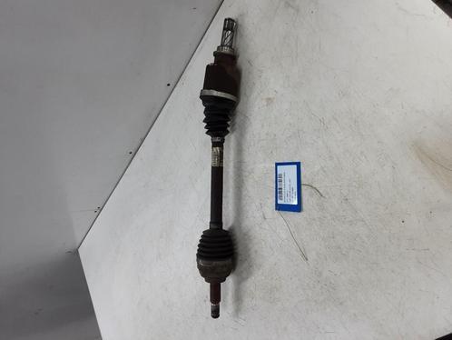 AANDRIJFAS LINKS VOOR Clio III (BR / CR) (8200499585), Auto-onderdelen, Remmen en Aandrijving, Renault, Gebruikt