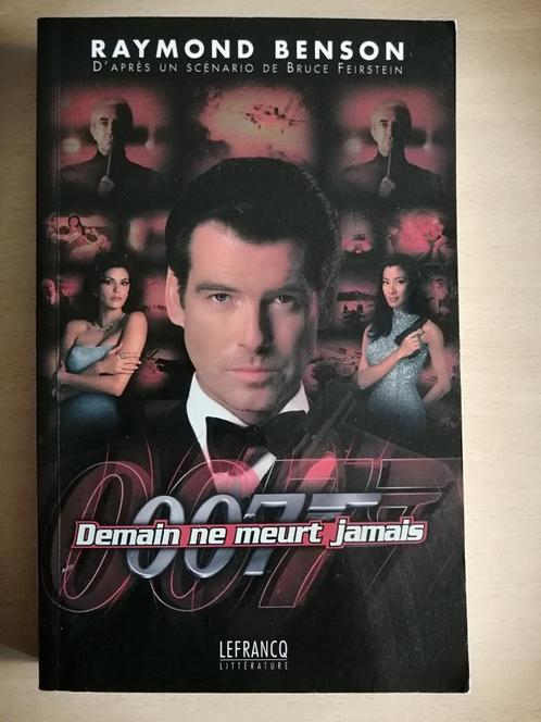 James Bond 007 : Demain ne meurt jamais de Raymond Benson, Boeken, Romans, Ophalen of Verzenden