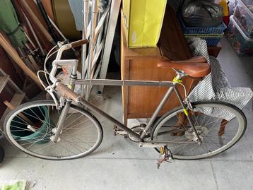 Vintage Fiets Globe Roll 8 beschikbaar voor biedingen