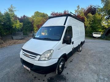 Camionet huren beschikbaar voor biedingen